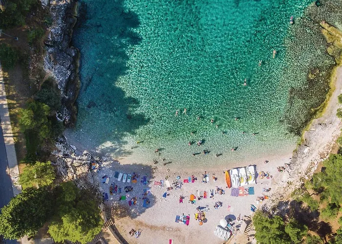 Three-bedroom In Διαμέρισμα