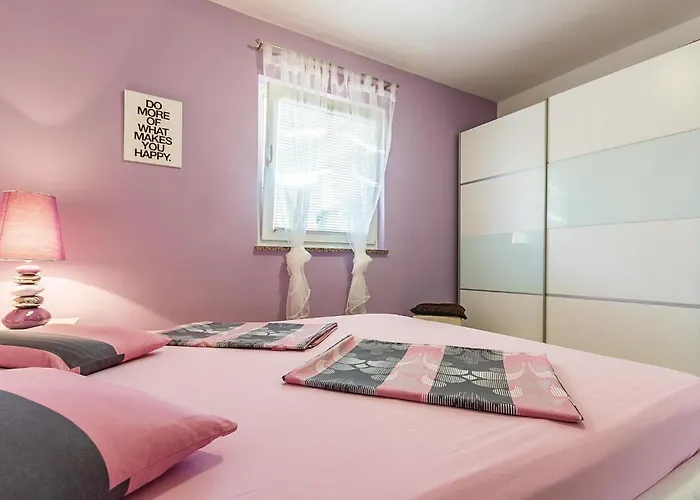 아파트 Three-bedroom In *